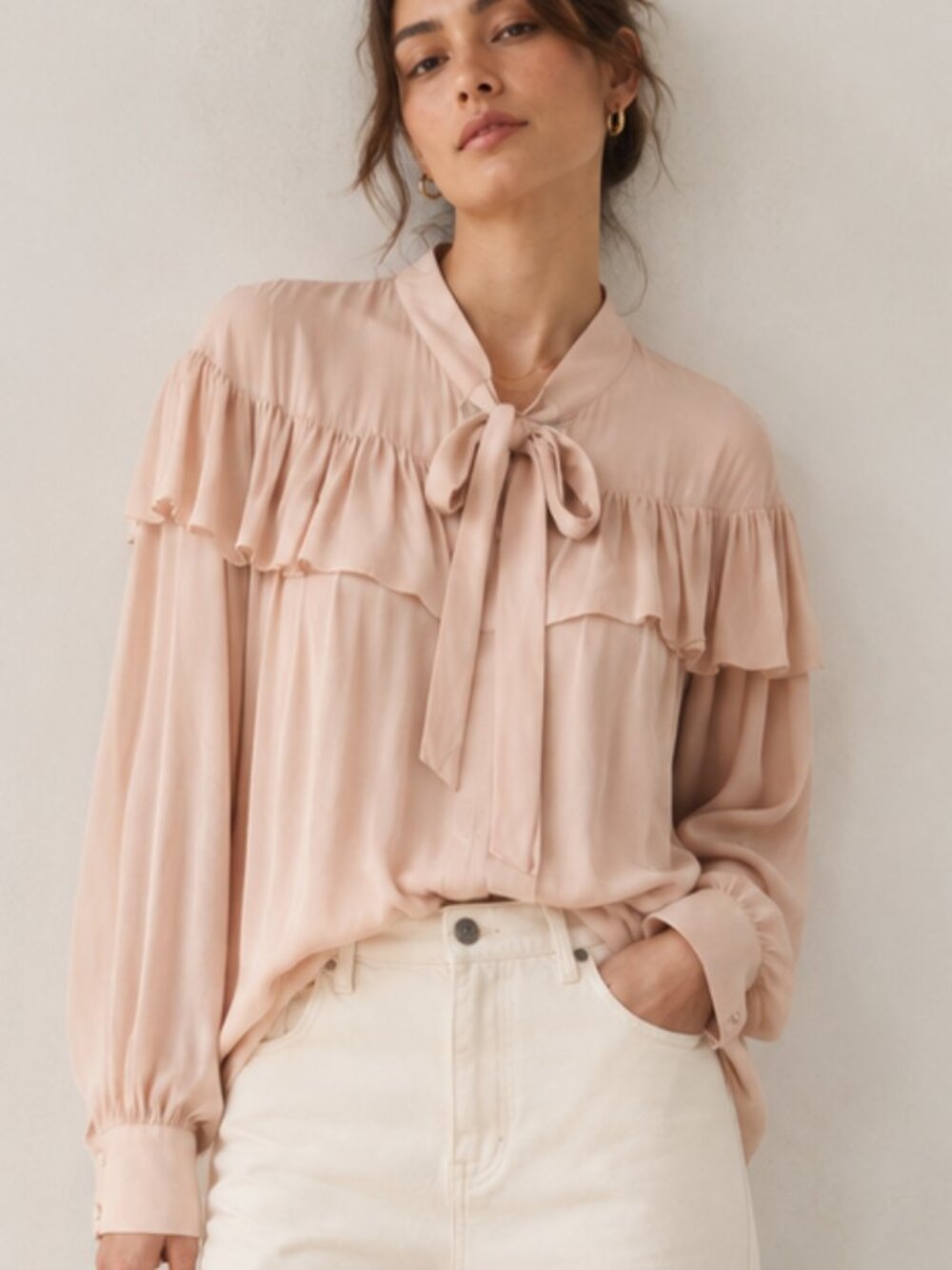 ANTHROPOLOGIE Sanctuary Fade Into You Ruffle Tie Neck Blouse Blush Pink Fawn XS